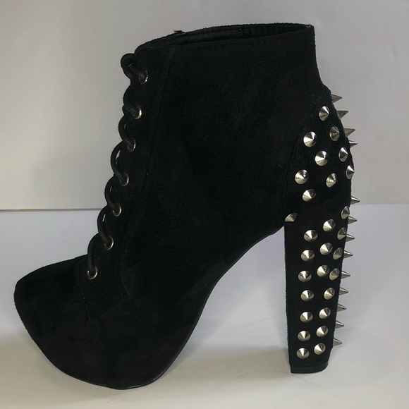 Shoes - Black suede chunky platform boots with spiked studs size 6
